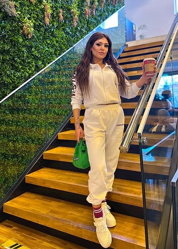 Beyaz Eşofman Takımı