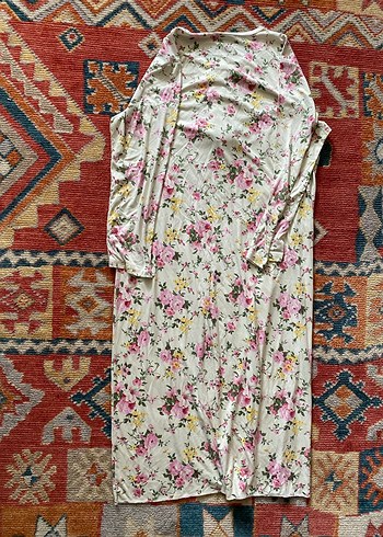 44 Beden çeşitli Renk Çiçek desenli vintage gecelik