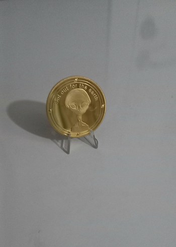 Beden Renk Altın Renkli Parlak UFO madalyn