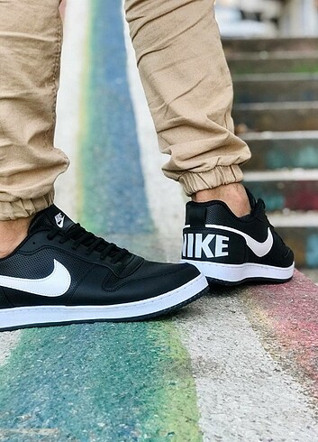 Nike Court Spor Ayakkabı