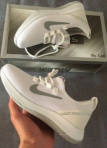 Nike Nike Beyaz Spor Ayakkabı 