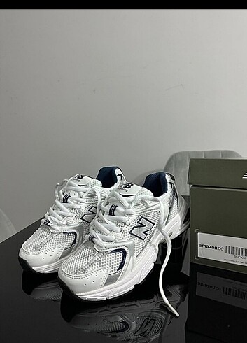 New Balance 530