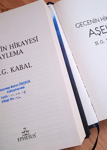 Beden Gece' nin hikayesi serisi Roman Seti