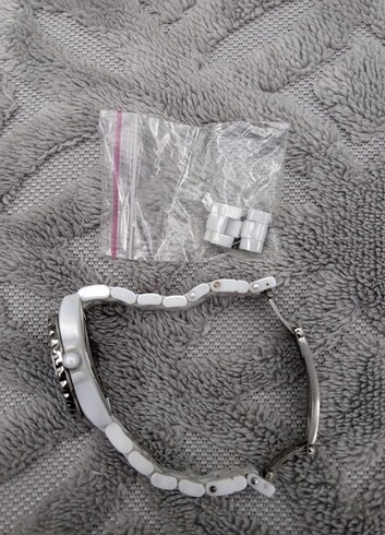 Beden beyaz Renk Chanel j12 bayan saat