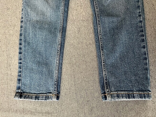 36 Beden mavi Renk Stradivarius jean