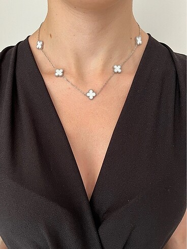 Diğer Van cleef beyaz gümüş renk çelik kolye