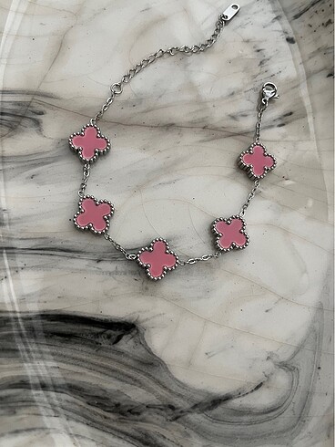 Diğer Van cleef pembe model çelik bileklik