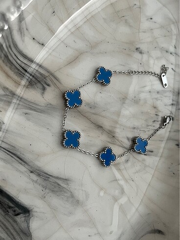 Diğer Mavi Van Cleef Model Bileklik