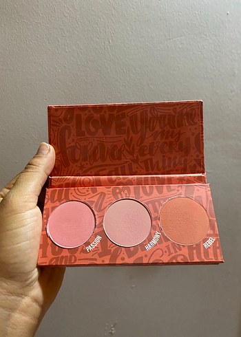 Üçlü Pembe Allık Paleti