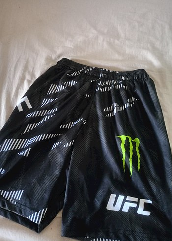 s Beden siyah Renk UFC Venum Model Şort Türk