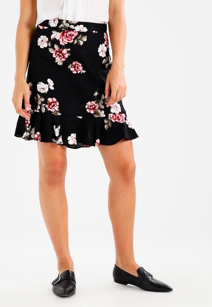 Çiçek Desenli Volanlı Mini Etek - Görsel 3