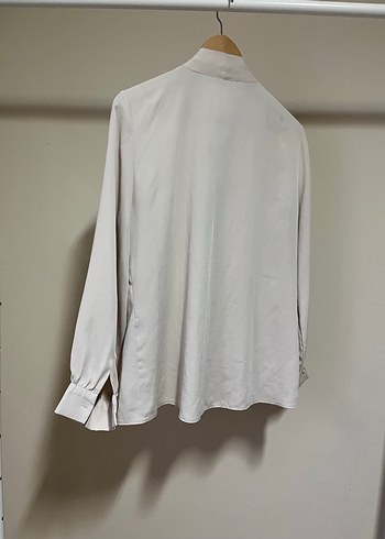 Bej Uzun Kollu Saten Bluz - Görsel 6