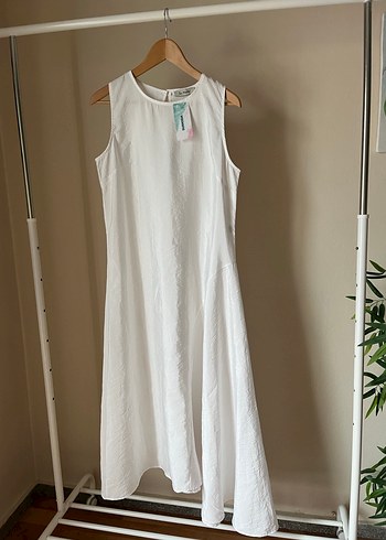 SuModa Beyaz Kolsuz Uzun Elbise - Görsel 4