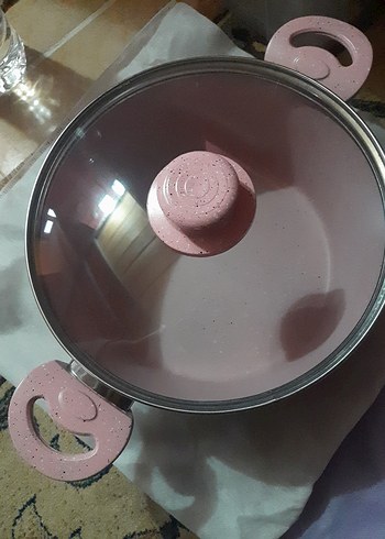 Yeni Ve Etiketli Pastel Pembe Tencere ve Tava Seti - Görsel 3