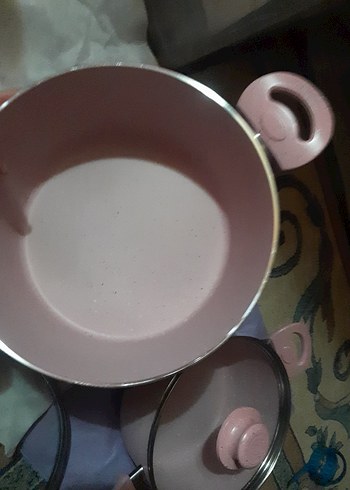 Yeni Ve Etiketli Pastel Pembe Tencere ve Tava Seti - Görsel 6