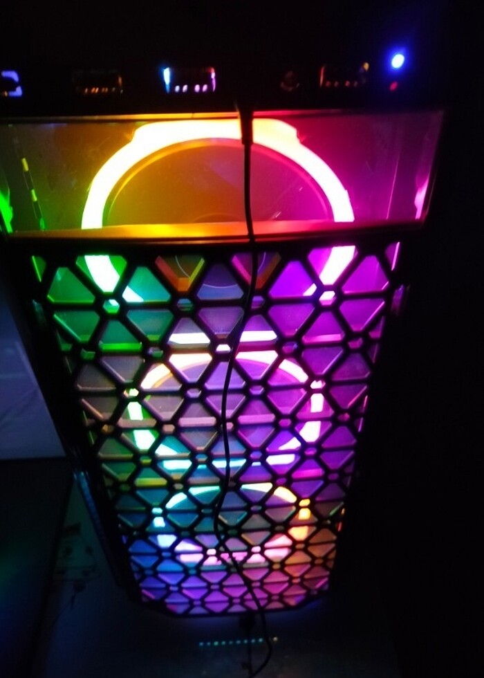 AMD OYUN PC RYZEN 5 2600 RX580 4 GB 256 GB SSD 500 GB HDD 600W - Görsel 2