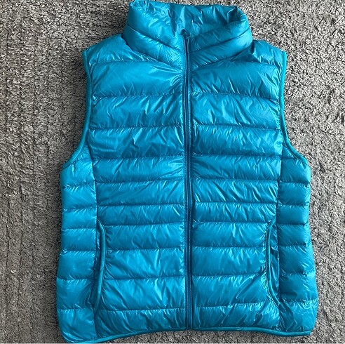 Uniqlo kaz tüyü kadın yelek