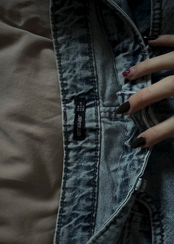 Acik Mavi Kadın Yırtık Salaş Midi Kot Pantolon - Görsel 3