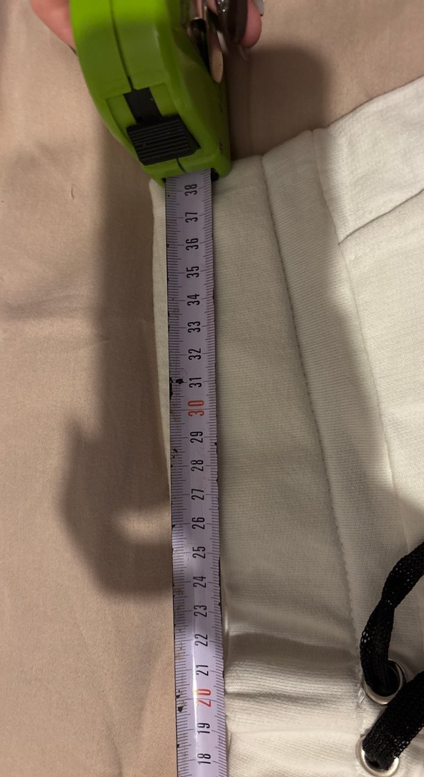 Beyaz Kemerli Kadın Mini Şort - Görsel 2