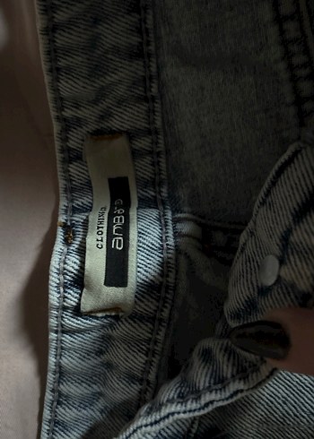 Acik Mavi - Gri Renkli Midi Boy Bol Kesim Kadın Kot Şort - Görsel 2