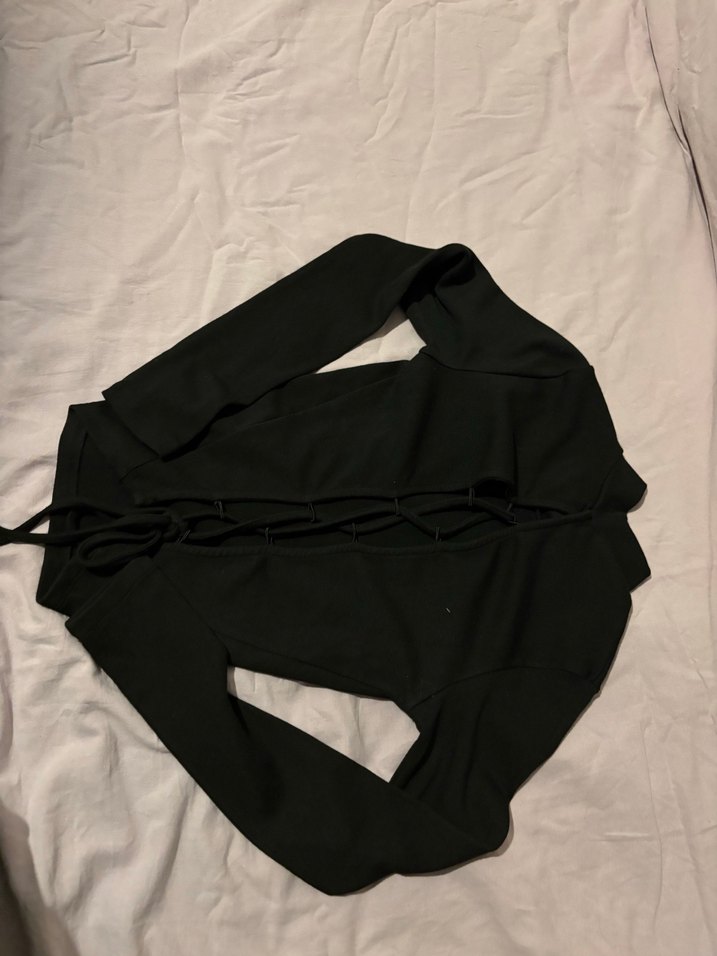 Siyah Balıkçı Yaka Uzun Kollu Sırt Dekolteli Crop - Görsel 3