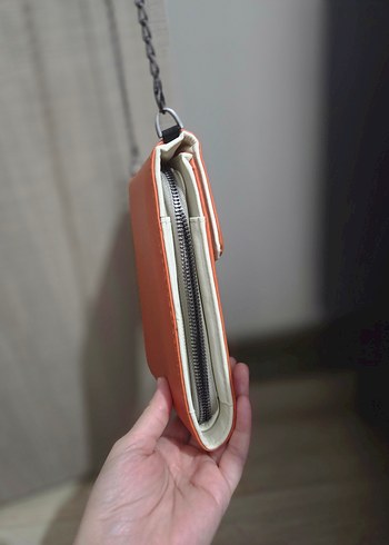 Zincir Detaylı Turuncu Deri Çapraz Çanta - Görsel 4