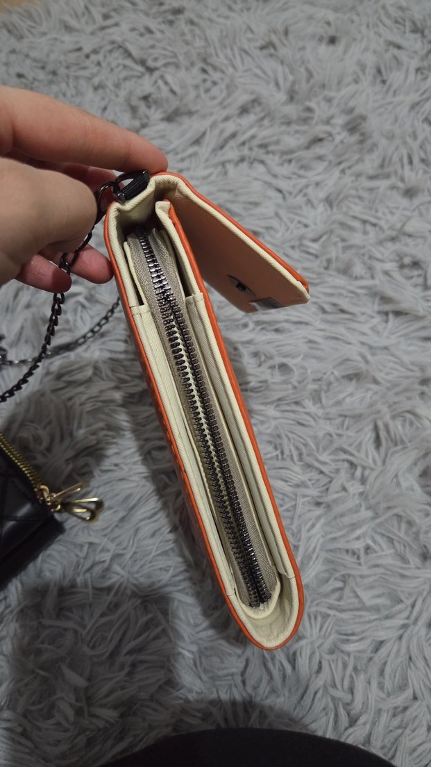 Zincir Detaylı Turuncu Deri Çapraz Çanta - Görsel 3