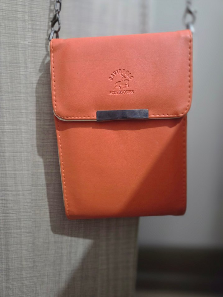 Zincir Detaylı Turuncu Deri Çapraz Çanta - Görsel 2