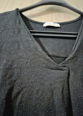 V Yaka Siyah Hamur Kumaş Kadın Bluz - Görsel 5