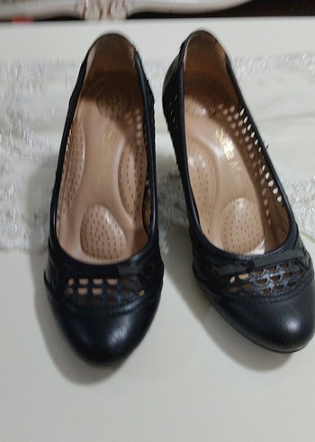 Siyah delikli Topuklu Kadın Ayakkabı - Görsel 7