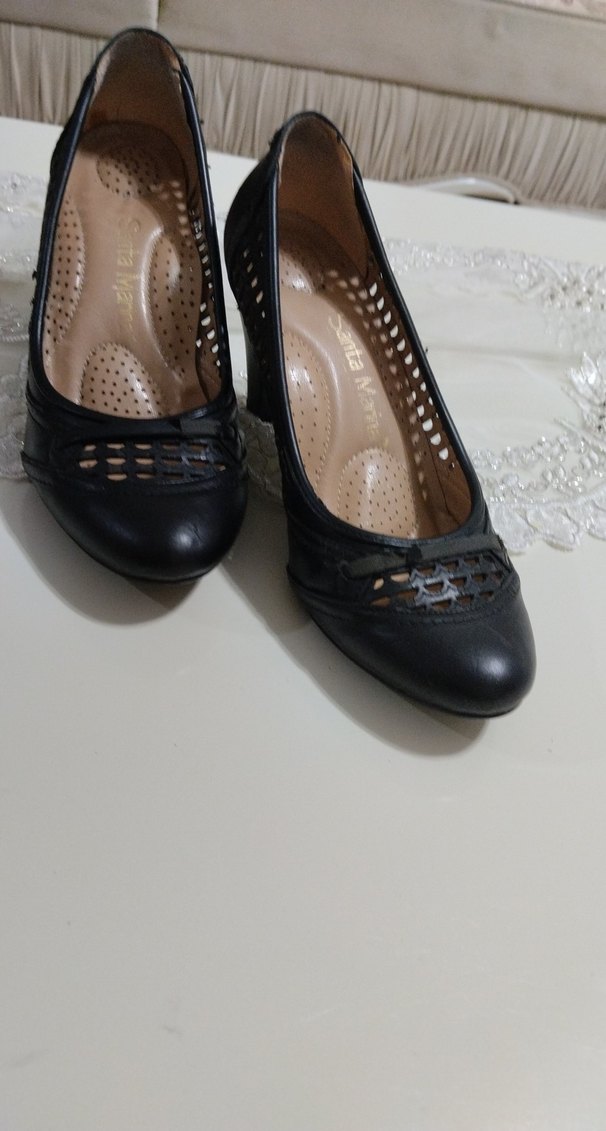 Siyah delikli Topuklu Kadın Ayakkabı - Görsel 3