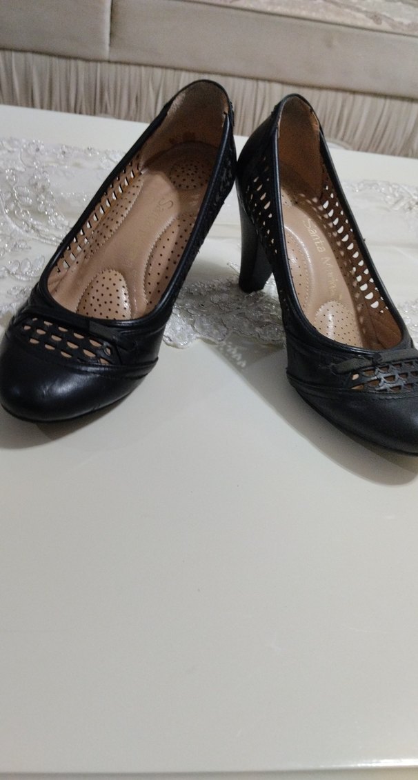 Siyah delikli Topuklu Kadın Ayakkabı - Görsel 4