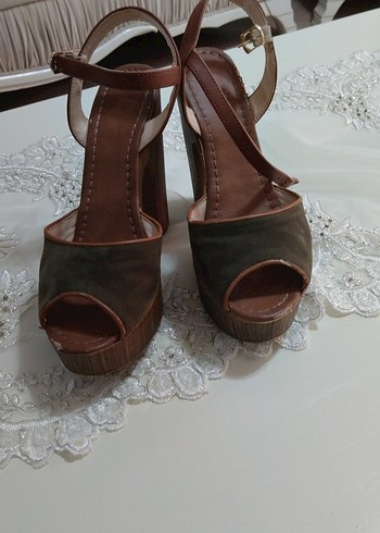 Kahverengi yeşil Süet Platform Topuklu Kadın Ayakkabı - Görsel 5