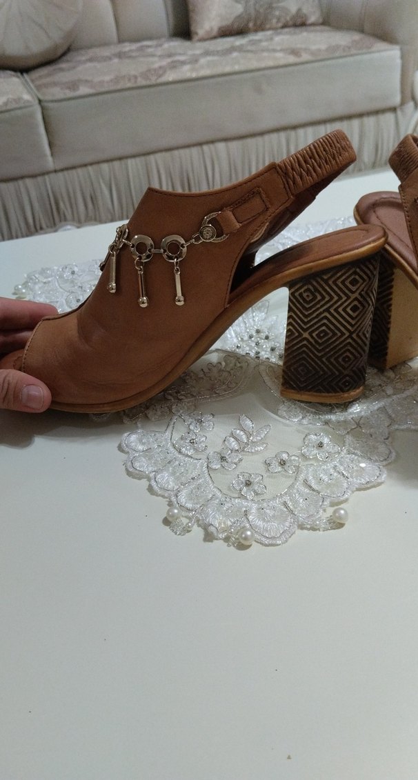 acik kahverengi Rugan Deri Dolgu Topuklu Kadın Sandalet - Görsel 4