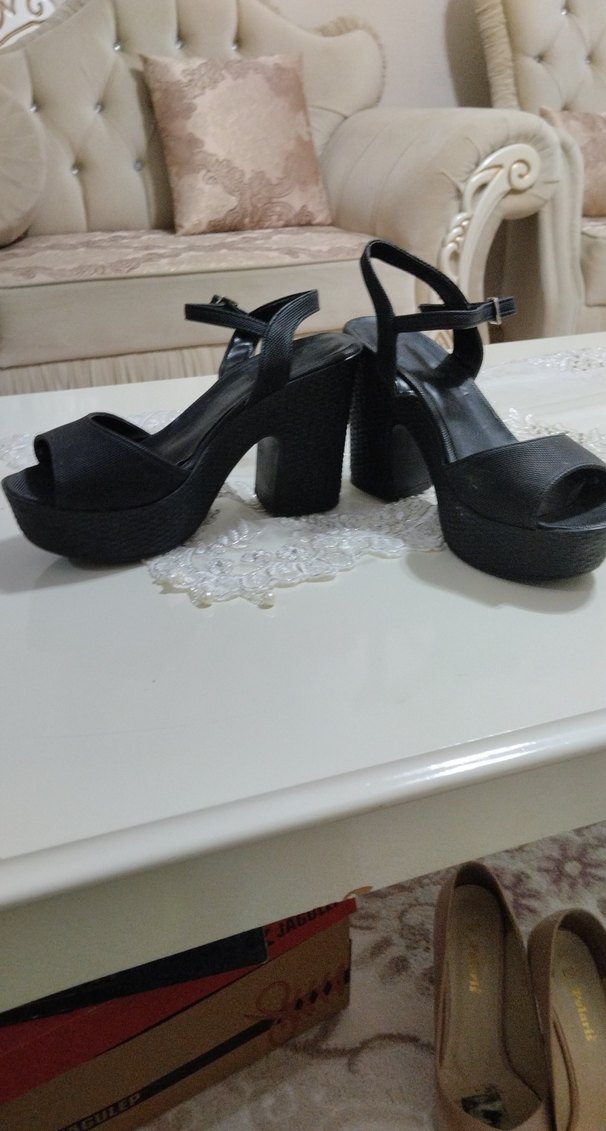 Siyah Platform Topuklu Kadın Gece Ayakkabısı - Görsel 2