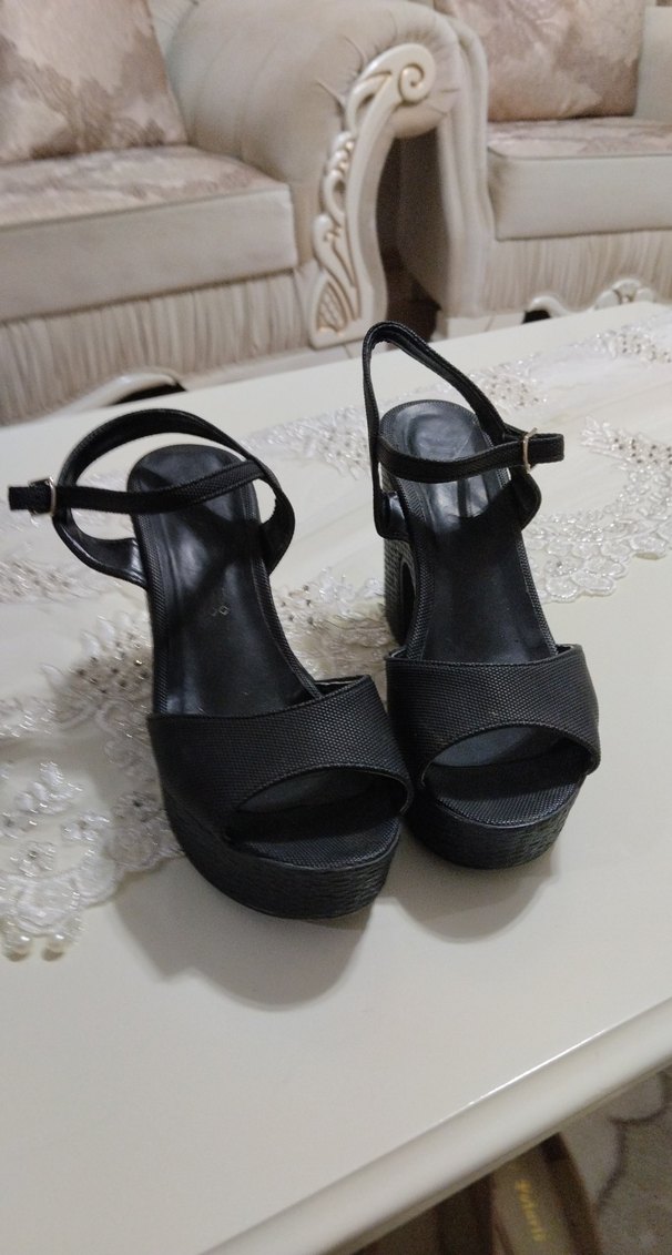 Siyah Platform Topuklu Kadın Gece Ayakkabısı - Görsel 5