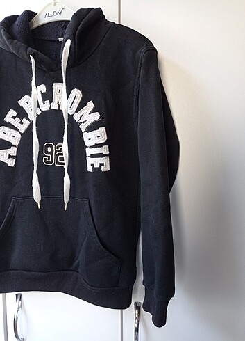s Beden Siyah kapüşonlu sweatshirt...