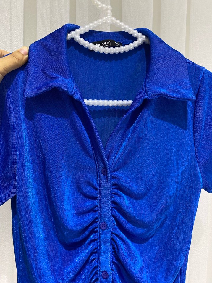 Düğmeli Mavi Kısa Kollu Kadın Gömlek - Görsel 2