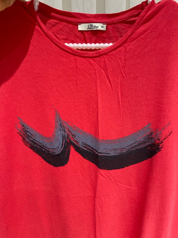Kırmızı Baskılı Oversize Tişört LTB marka - Görsel 2