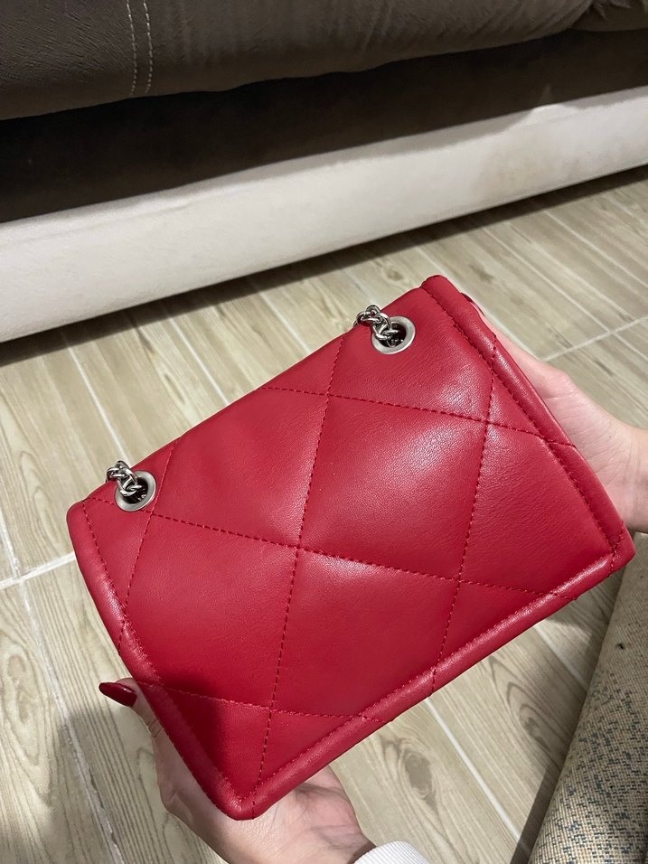 Stradivarius Kırmızı Deri Çanta - Görsel 4