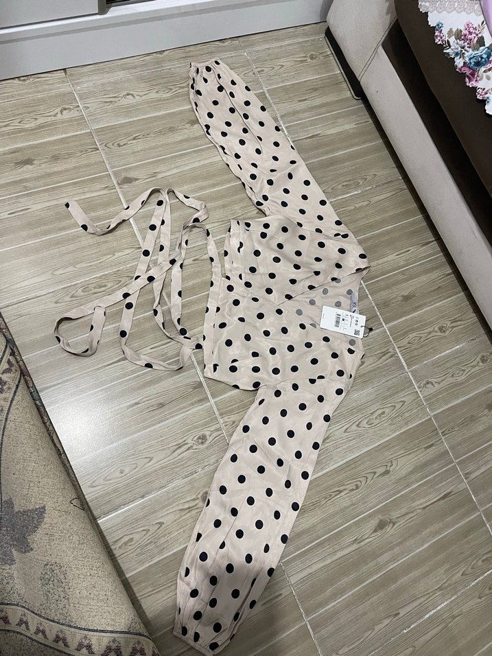 Puantiyeli bağlamalı gömlek - Görsel 3