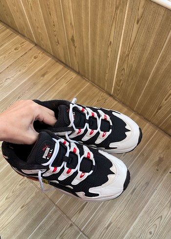 PUMA Bağcıklı Kadın Spor Ayakkabı - Görsel 2