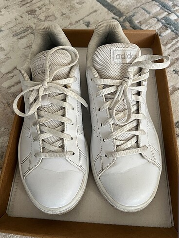 Adidas kadın sneaker beyaz