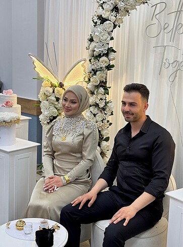 Abiye Nişan Elbisesi