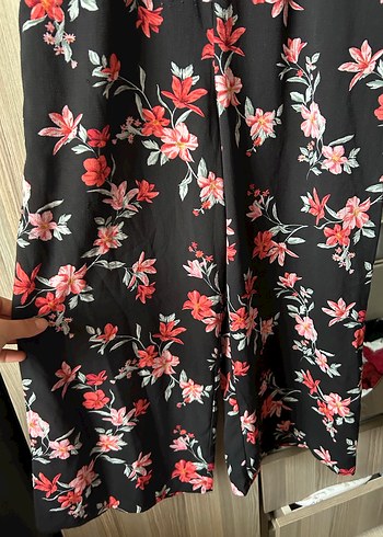 Kadın Siyah Çiçek Desenli miydi Tulum - Görsel 6