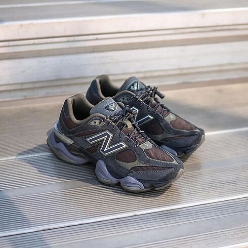 NB 9060 2024 ' Dark Moss '