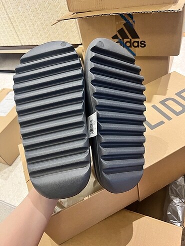 Adidas Adidas Yeezy Slide