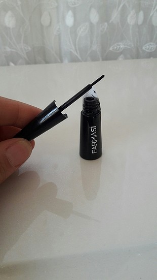 farmasi eyeliner 