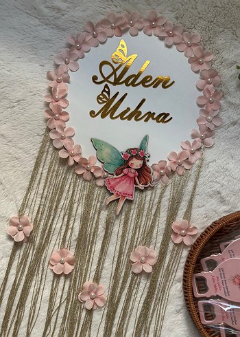 Pembe Fırfırlı Bohem Broş