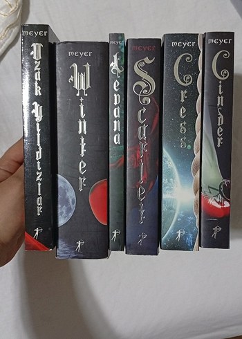 Marissa Meyer - Ay Günlükleri